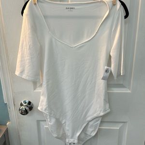NWT Old Navy white body suit medium